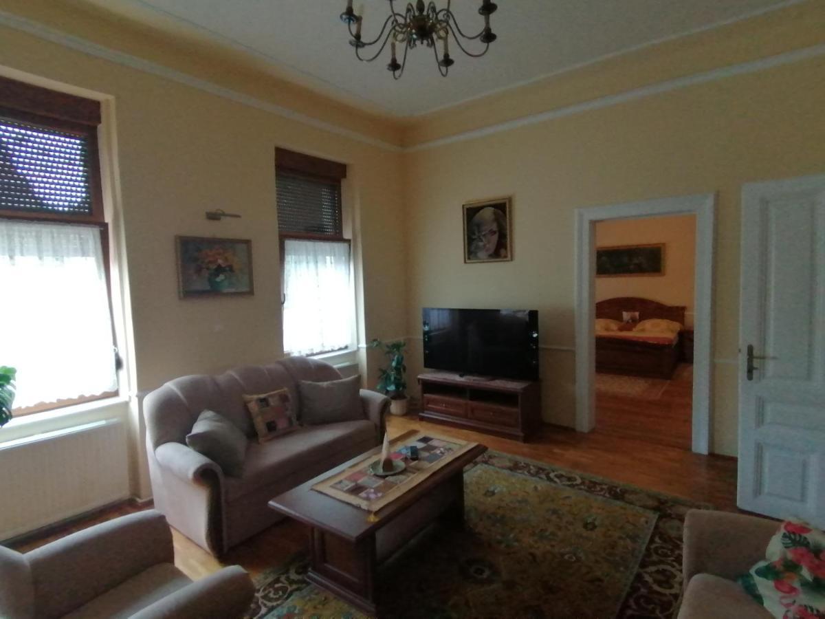 Anna Vendeghaz Appartement Keszthely Buitenkant foto