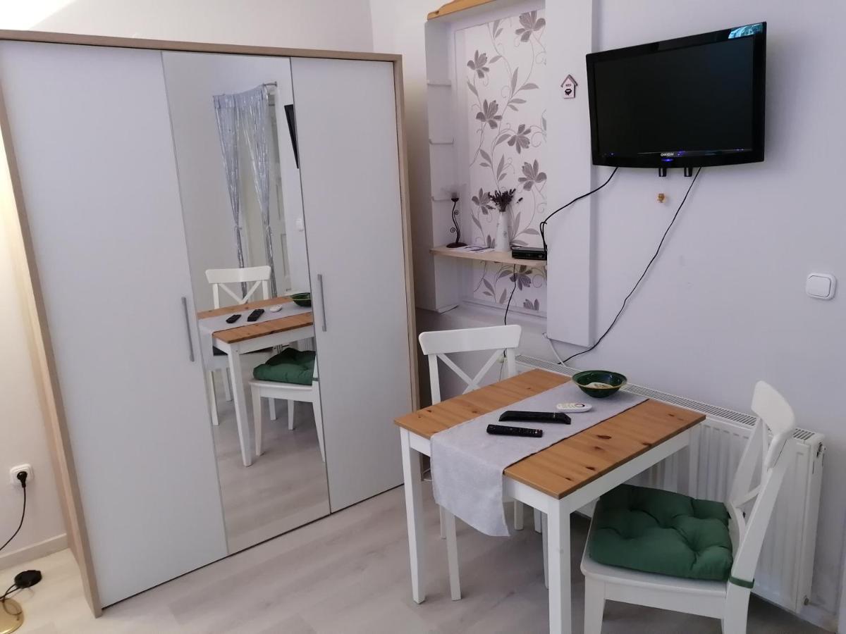 Anna Vendeghaz Appartement Keszthely Buitenkant foto