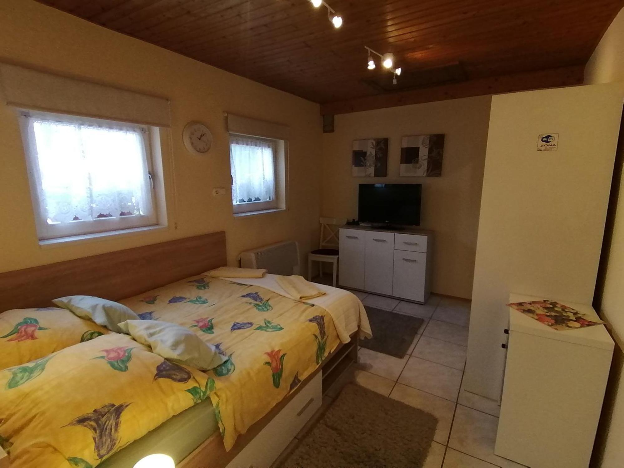 Anna Vendeghaz Appartement Keszthely Buitenkant foto